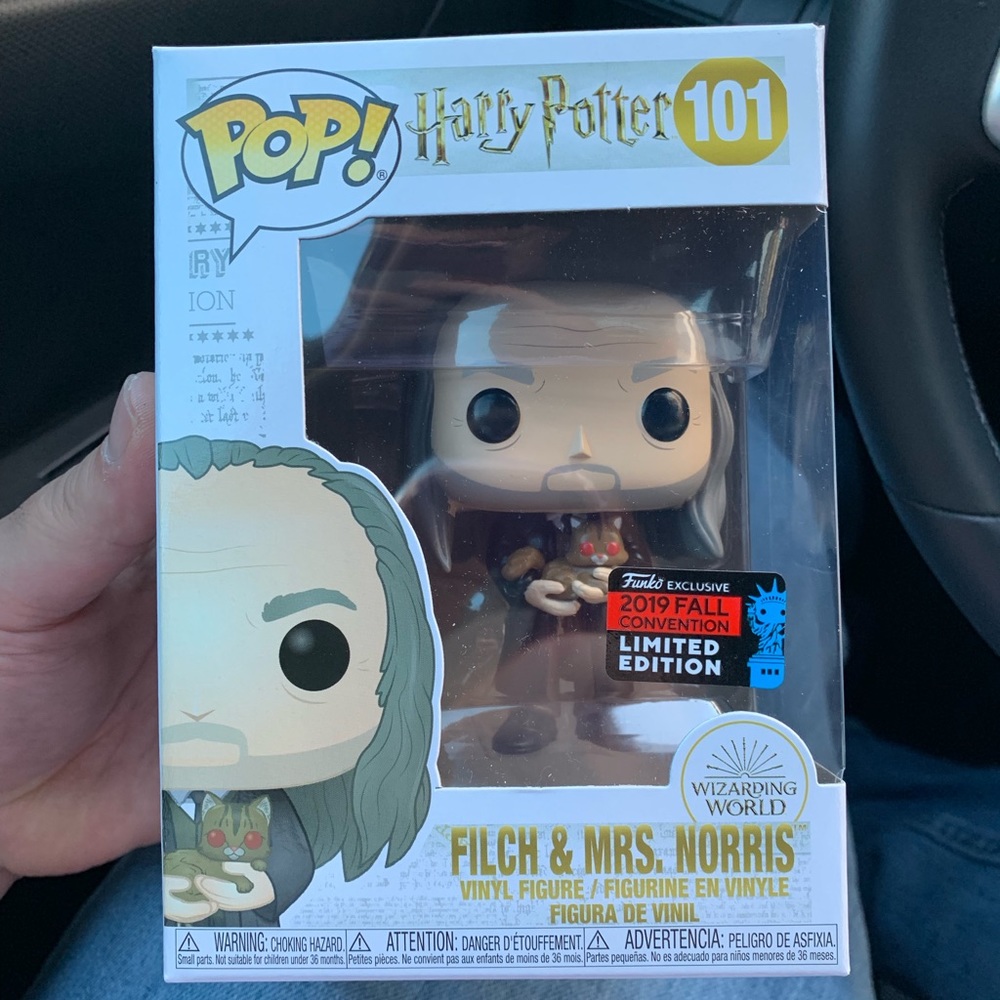 Filch & Mrs. Norris 2019 NYCC Fall Convention Pop